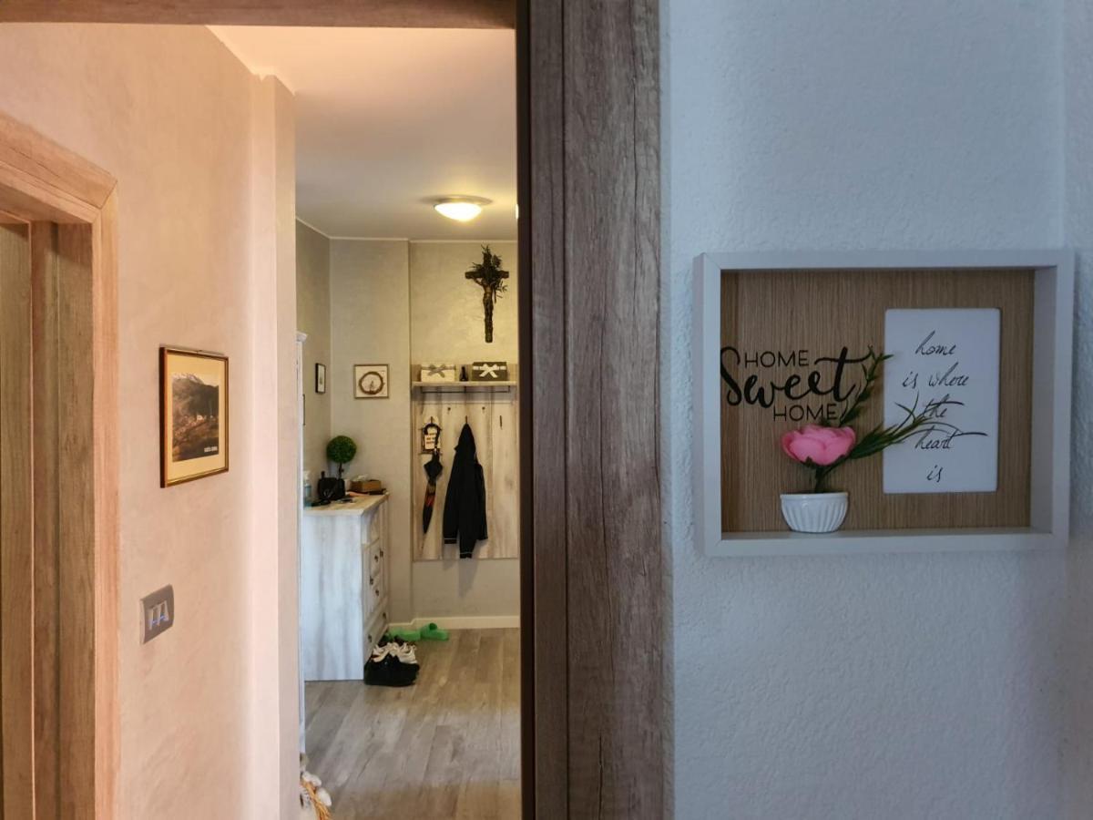 Apartment Sara Umag Bagian luar foto