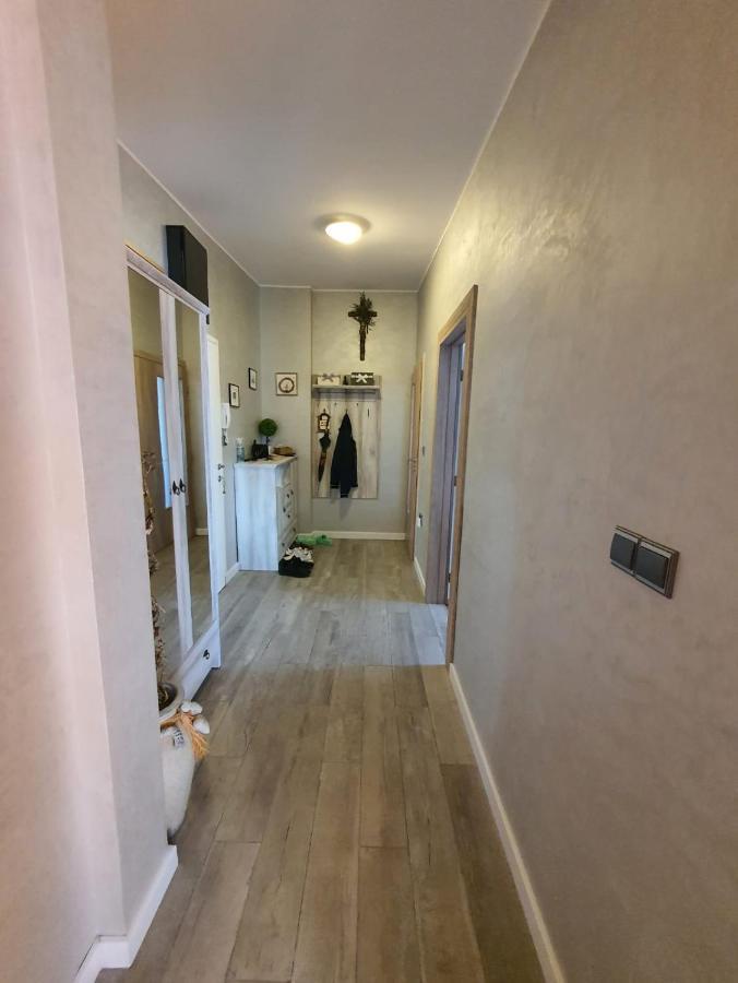 Apartment Sara Umag Bagian luar foto